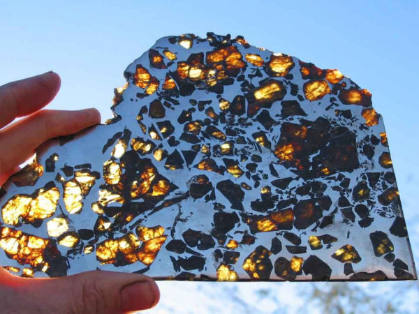    지구에 떨어진 운석 푸캉 팰러사이트 Fukang Pallasite Meteorite